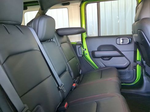 Used 2026 Jeep Wrangler Unlimited Rubicon AWD/4WD image 7