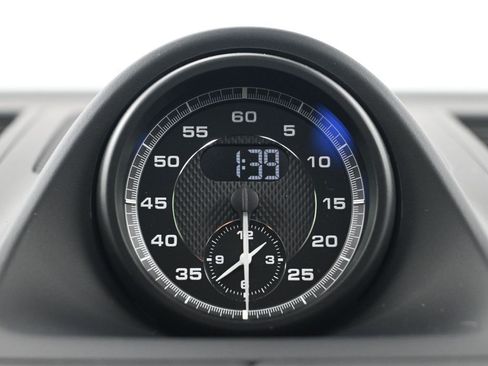 New 2026 Porsche Macan S image 12