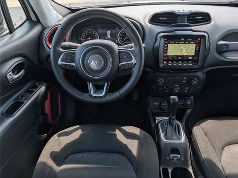 Used 2023 Jeep Renegade Trailhawk AWD/4WD image 29
