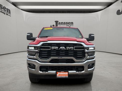 Used 2026 RAM 2500 Big Horn AWD/4WD image 7