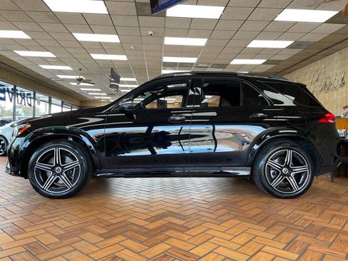 Used 2024 Mercedes-Benz GLE 450e 4MATIC image 5