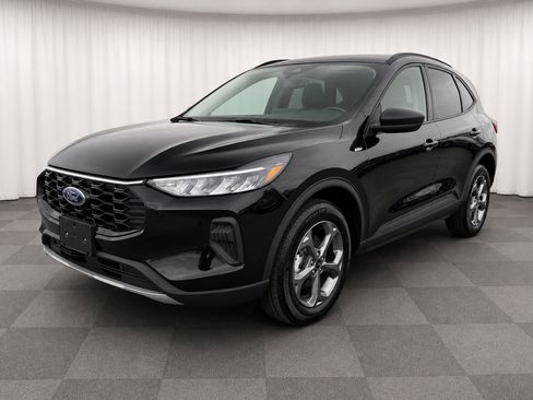 Used 2025 Ford Escape ST-Line AWD/4WD image 7