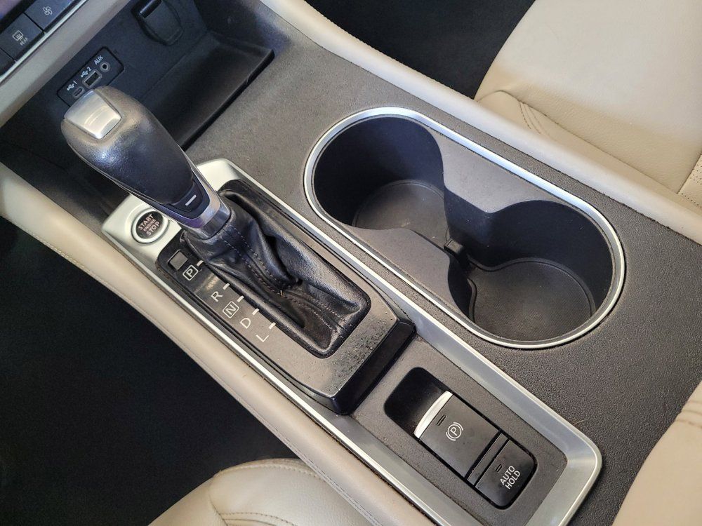 Used 2019 Nissan Altima 2.5 Platinum FWD image 26