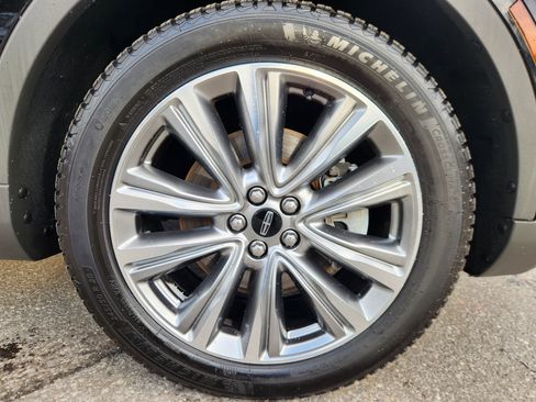 Used 2018 Lincoln MKX Reserve image 21