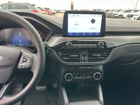 Used 2025 Ford Escape Active image 17