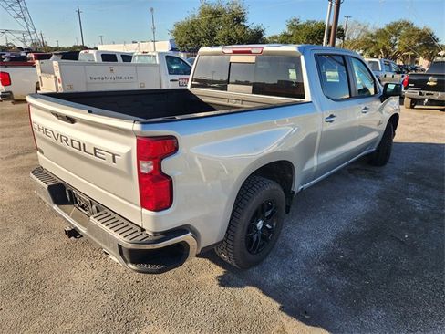 Used 2020 Chevrolet Silverado 1500 LT w/ Texas Edition image 6