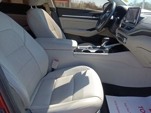 Used 2022 Nissan Altima 2.5 Platinum image 31