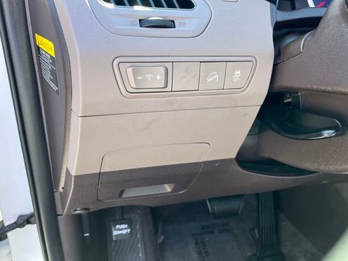 Used 2015 Hyundai Tucson GLS image 28