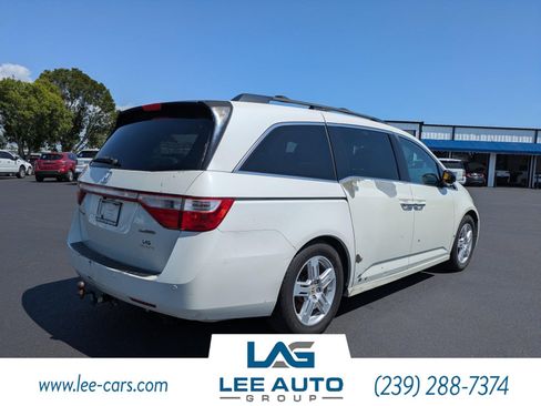 Used 2013 Honda Odyssey Touring image 3