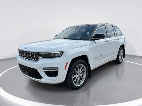 Used 2023 Jeep Grand Cherokee Summit AWD/4WD image 1