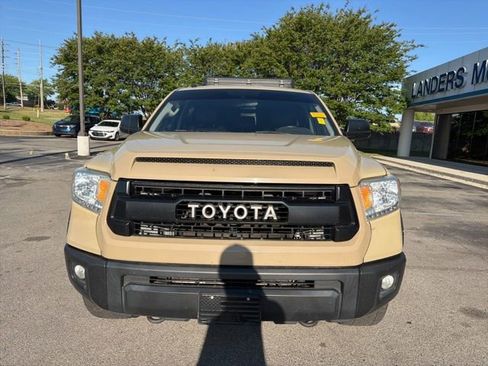 Used 2017 Toyota Tundra SR5 w/ SR5 Upgrade Package AWD/4WD image 9