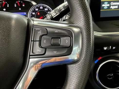 Used 2023 Chevrolet Blazer LT FWD image 12