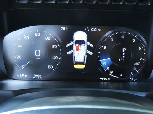 Used 2018 Volvo XC90 T6 Momentum w/ Convenience Package image 63