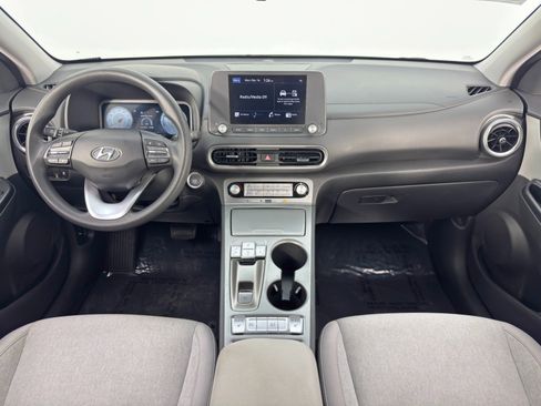 Used 2023 Hyundai Kona SE w/ Cargo Package image 11