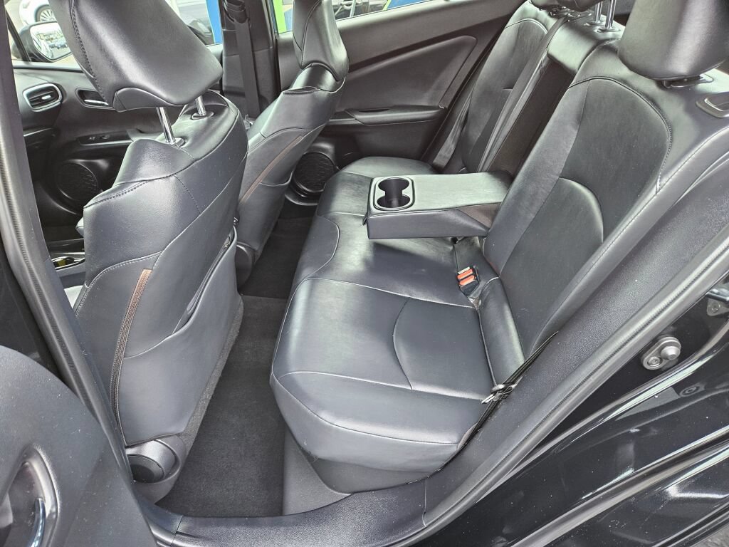Used 2019 Toyota Prius XLE AWD/4WD image 14