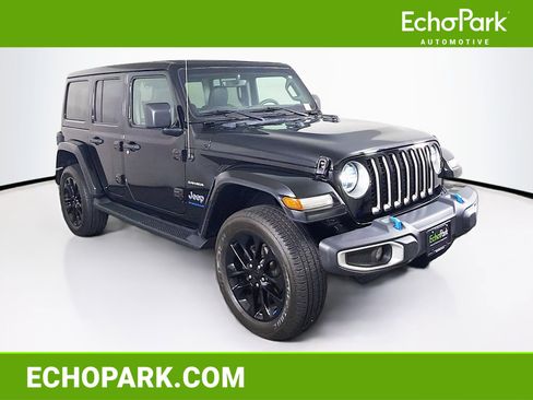 Used 2023 Jeep Wrangler Unlimited Sahara w/ Cold Weather Group AWD/4WD image 1