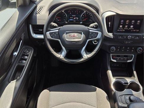 Certified 2024 GMC Terrain SLE AWD/4WD image 14