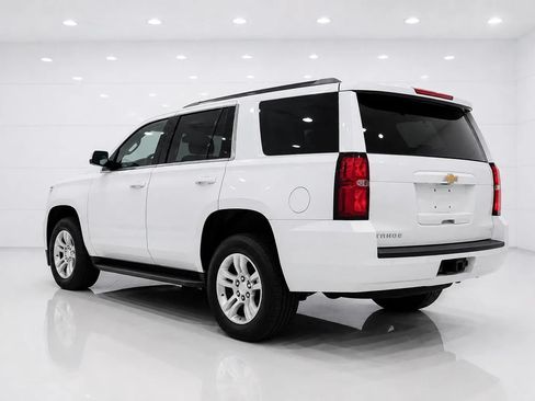 Used 2016 Chevrolet Tahoe LT AWD/4WD image 3