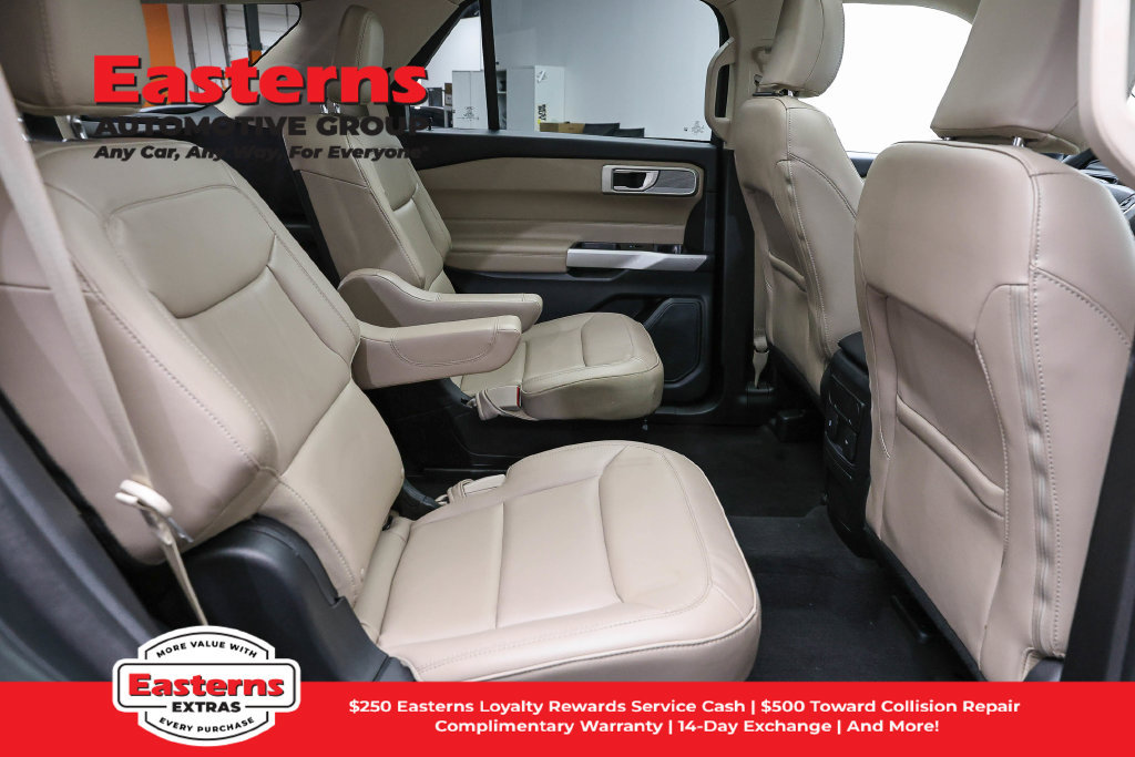 Used 2023 Ford Explorer XLT w/ Equipment Group 202A AWD/4WD image 27