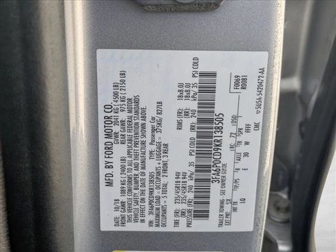 Used 2019 Ford Fusion SEL image 17