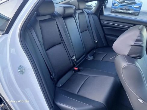 Used 2022 Honda Accord Sport image 14
