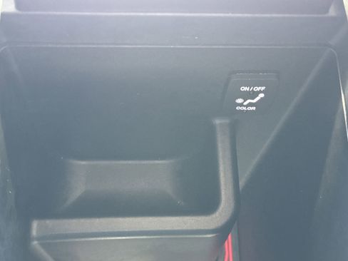 Used 2021 Nissan Rogue SL w/ Premium Package image 32