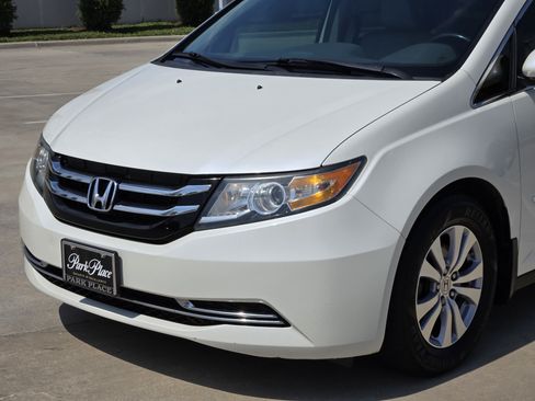 Used 2017 Honda Odyssey EX-L image 12