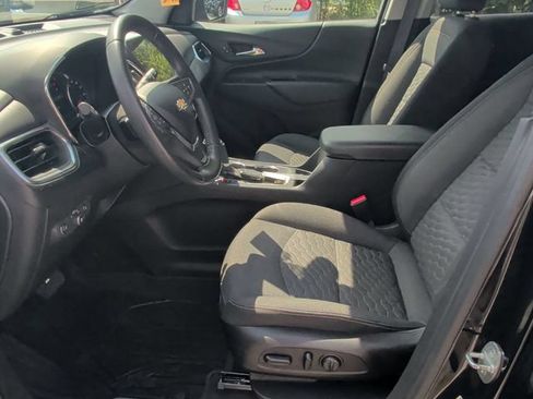 Used 2020 Chevrolet Equinox LT FWD image 21