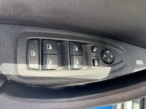 Used 2022 BMW X2 sDrive28i w/ Convenience Package FWD image 20