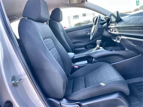 Certified 2024 Honda HR-V LX image 12