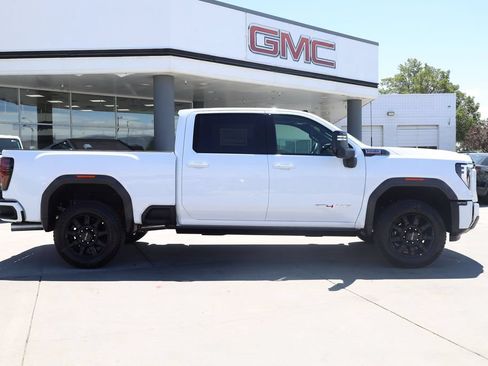 New 2026 GMC Sierra 3500 AT4 w/ AT4 Premium Plus Package AWD/4WD image 7