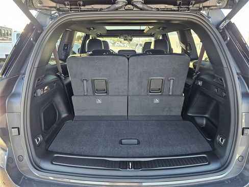 New 2025 Jeep Grand Cherokee L Limited w/ Black Appearance Package image 28