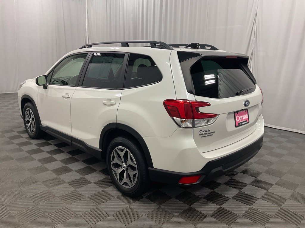 Used 2024 Subaru Forester Premium AWD/4WD image 4