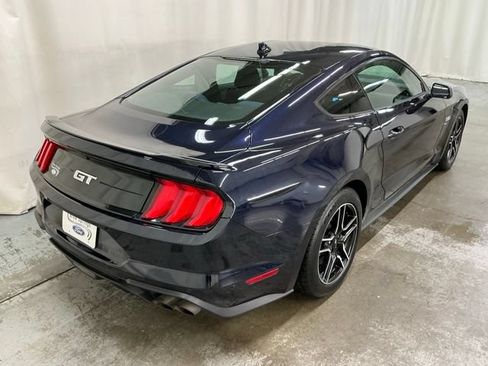 Used 2021 Ford Mustang GT RWD image 3