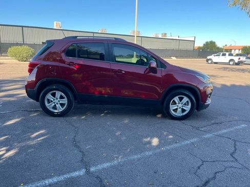 Used 2020 Chevrolet Trax LT image 10