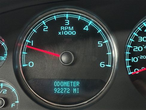 Used 2008 Chevrolet Suburban LT AWD/4WD image 29