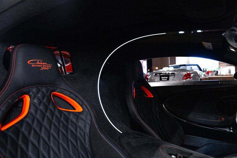 Used 2022 Bugatti Chiron Super Sport AWD/4WD image 60