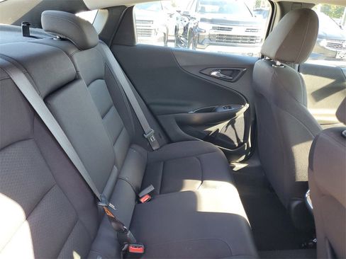 Used 2024 Chevrolet Malibu LT image 31