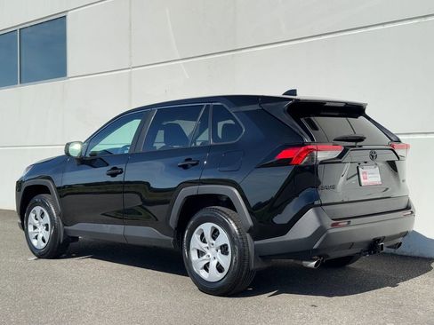 Certified 2023 Toyota RAV4 LE FWD image 5