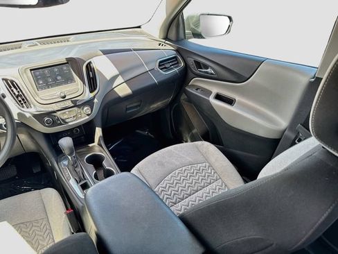 Used 2024 Chevrolet Equinox LS FWD image 21