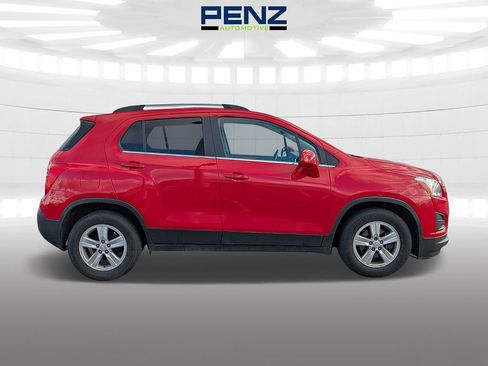 Used 2015 Chevrolet Trax LT w/ LT Plus Package image 8