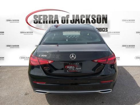Used 2025 Mercedes-Benz C 300 Sedan image 8
