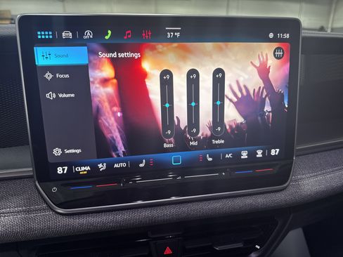 New 2026 Volkswagen Tiguan S image 19