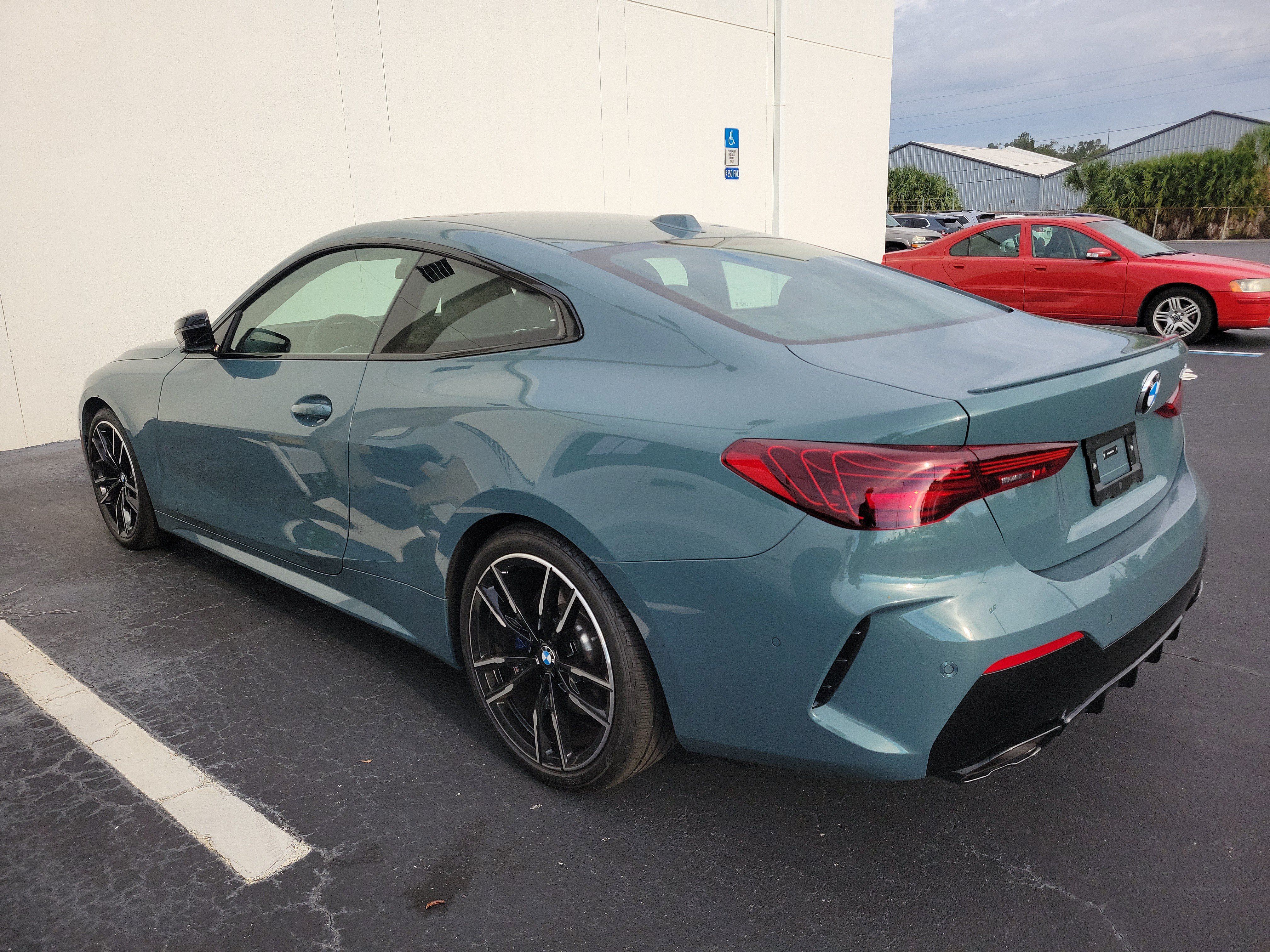 Used 2026 BMW M440i Coupe RWD image 4