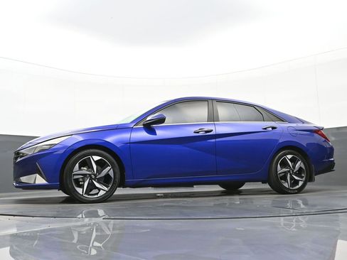 Certified 2022 Hyundai Elantra Limited image 45