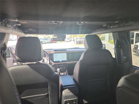 Used 2022 Ford Bronco Wildtrak image 22