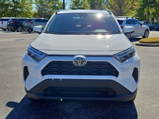 Used 2022 Toyota RAV4 XLE video 2
