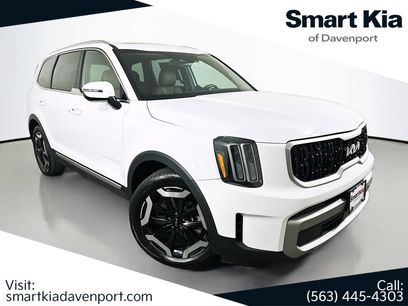 Used 2023 Kia Telluride EX w/ EX Captain's Chair Package