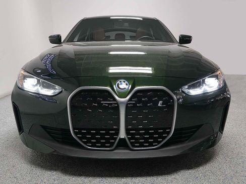 Used 2023 BMW i4 eDrive40 w/ Premium Package image 2
