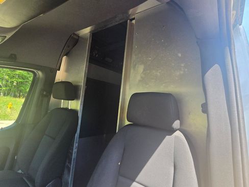 Used 2019 Mercedes-Benz Sprinter 170 image 20